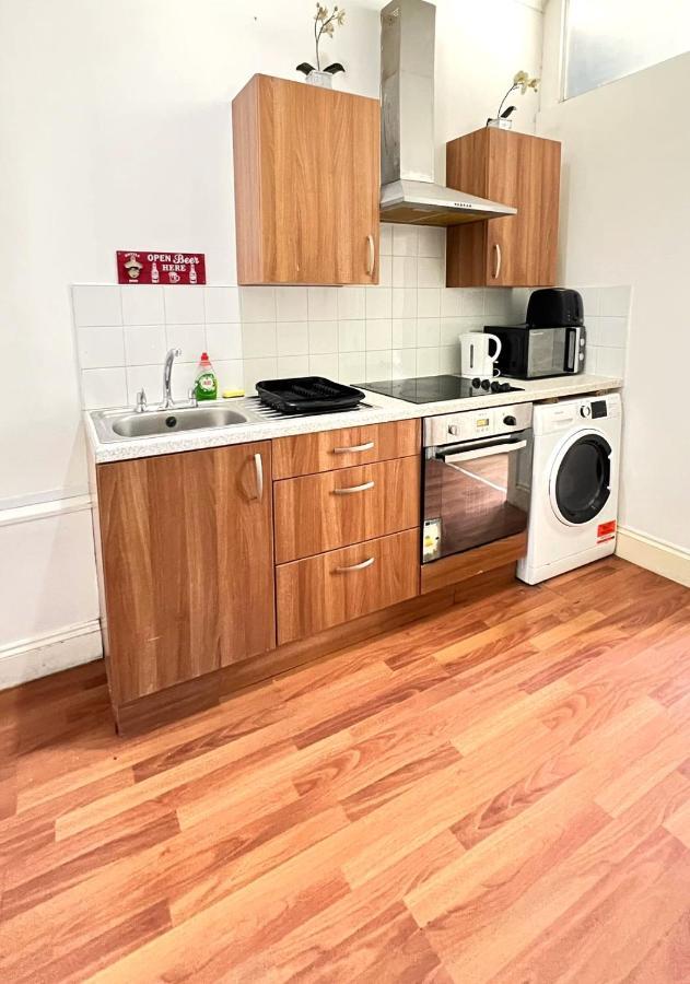 Aldgate Rooms Лондон Екстериор снимка