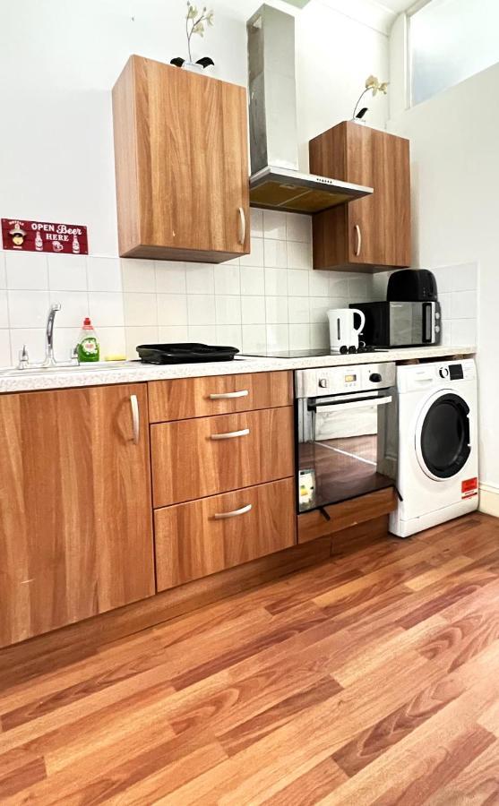 Aldgate Rooms Лондон Екстериор снимка