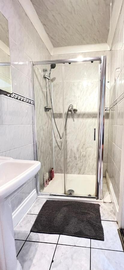 Aldgate Rooms Лондон Екстериор снимка
