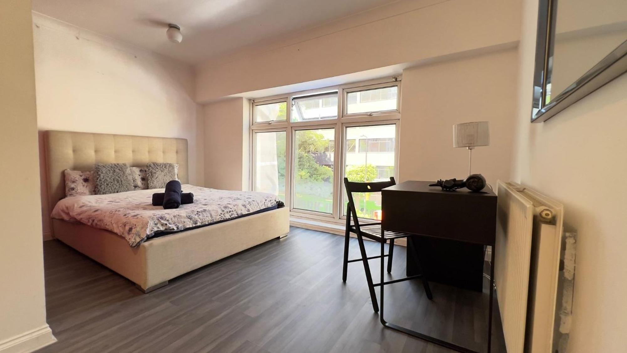 Aldgate Rooms Лондон Екстериор снимка